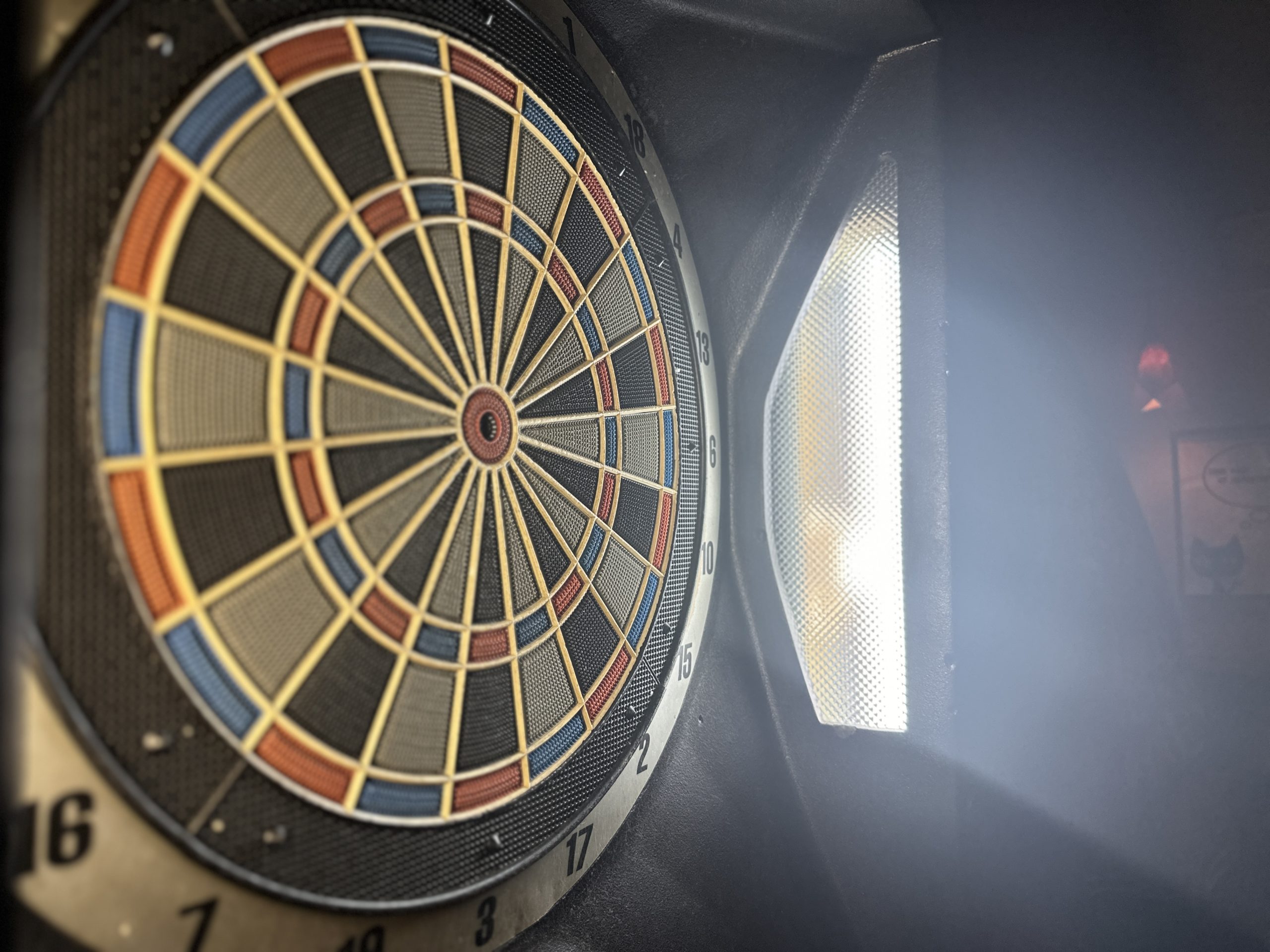 ダーツもできる