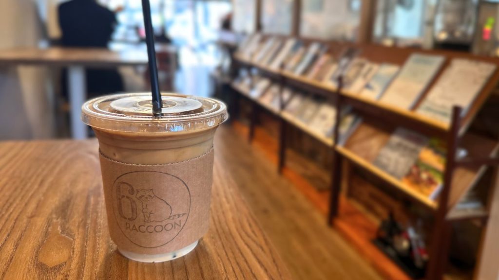 6raccoonのテイクアウトドリンク