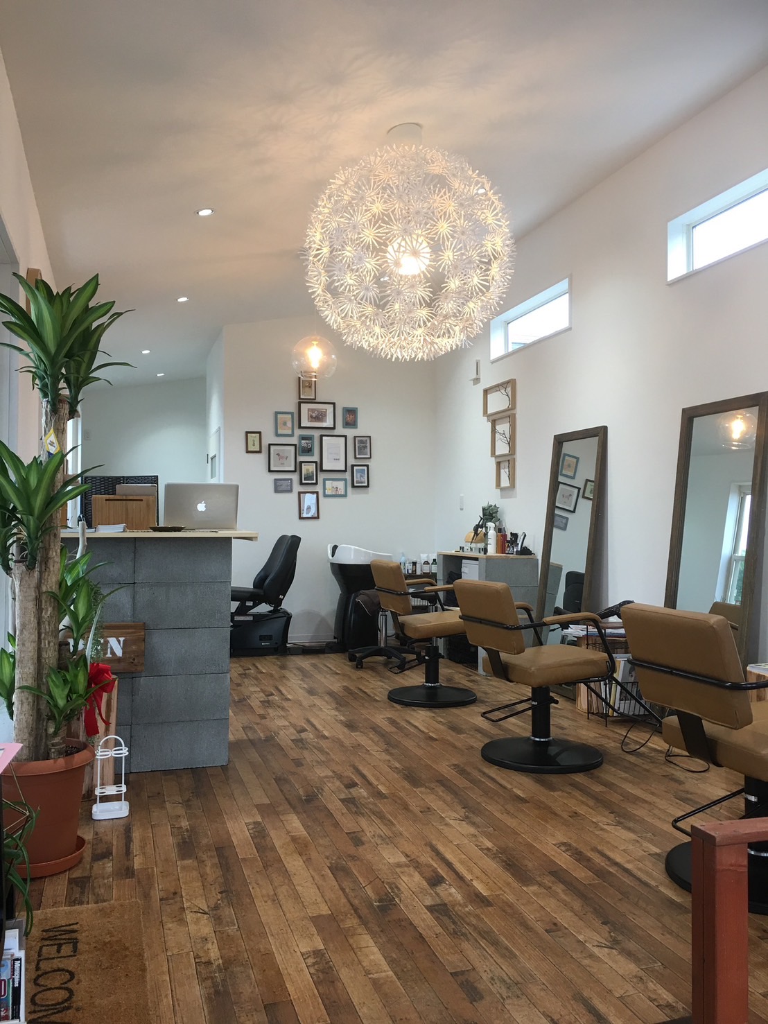 美容室　店内の様子