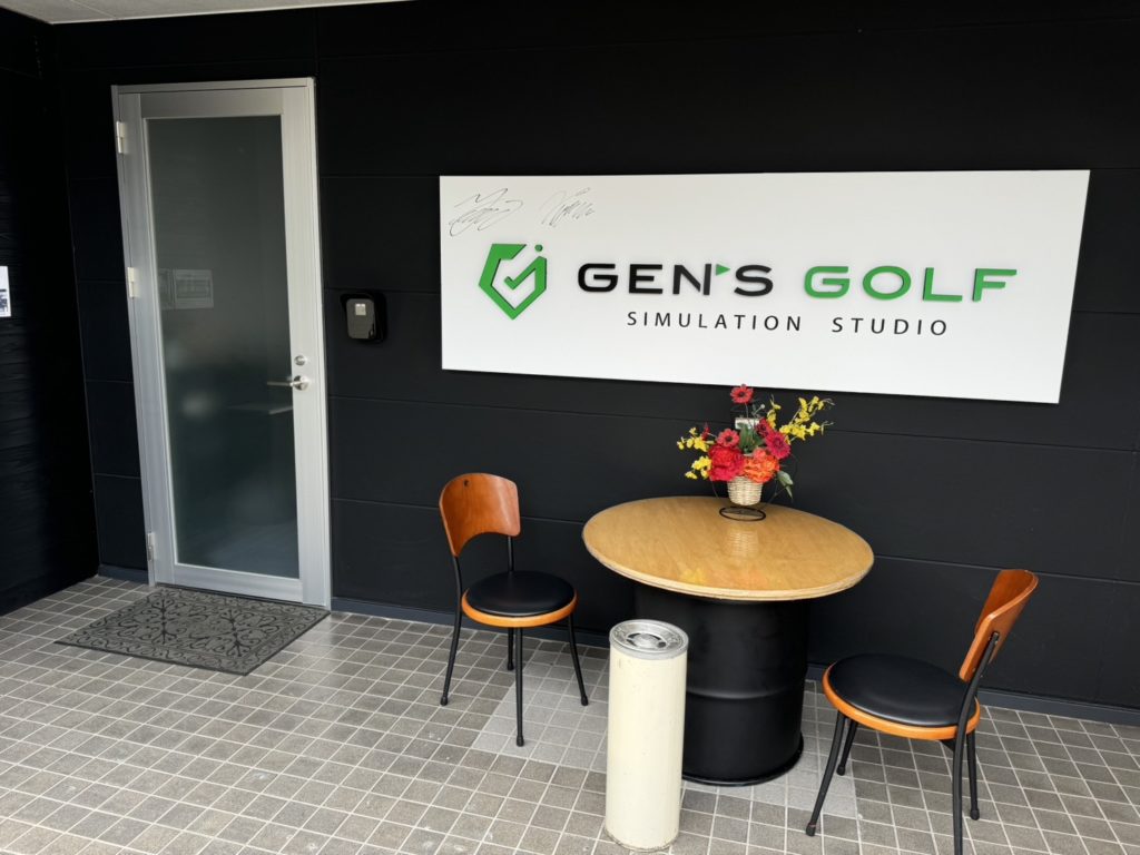 テーブル、椅子