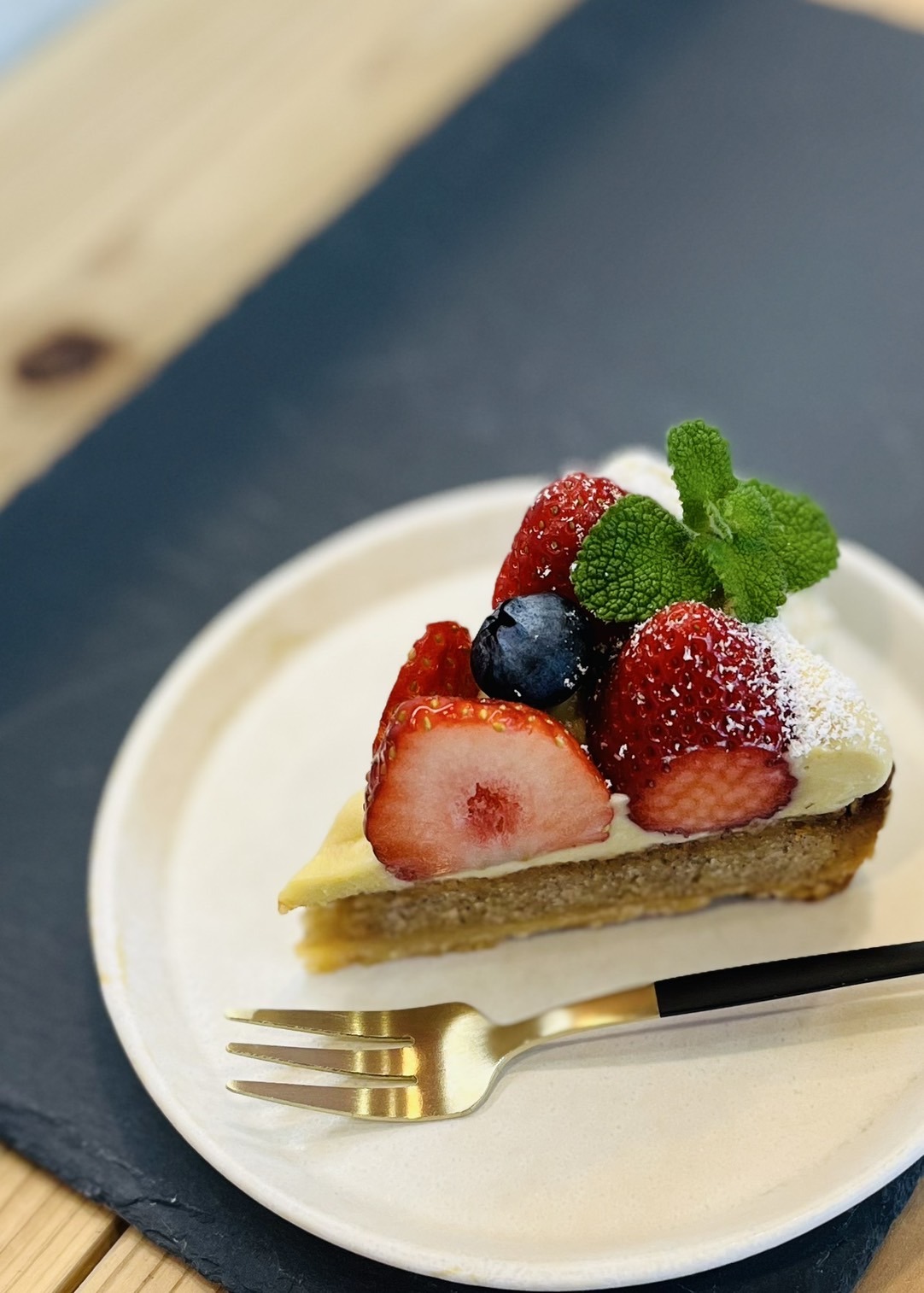 ヴィーガンスイーツ専門店のケーキ