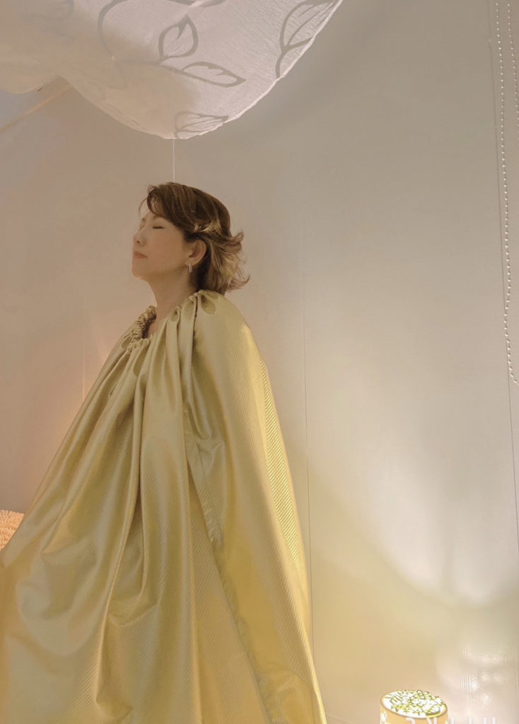 一家に一台」の習慣へ。Richesse黄土よもぎ蒸しで叶える、健康で美しく