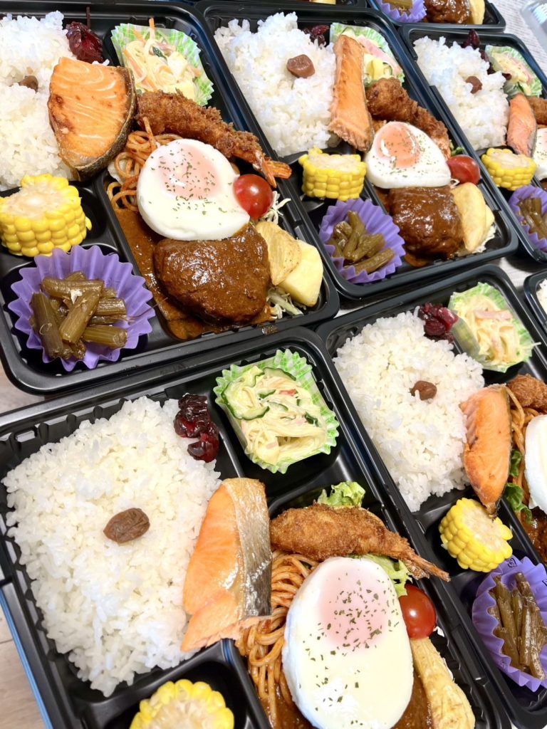 半熟目玉焼きハンバーグ