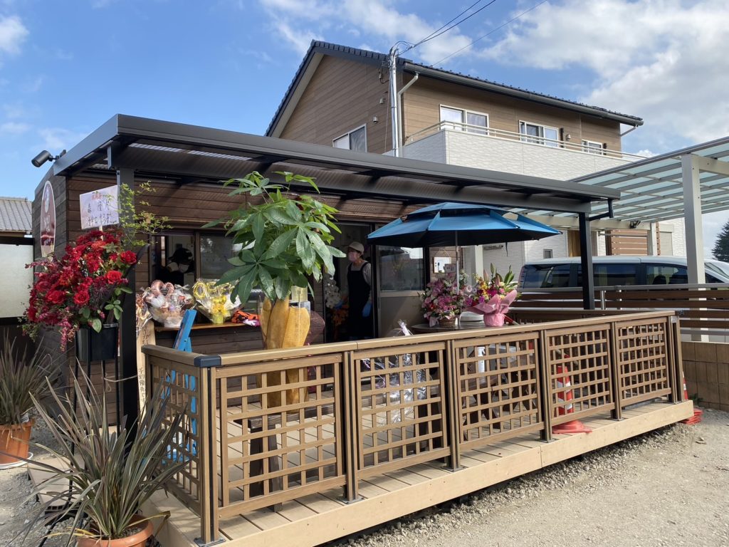 自分たちの手で作り上げた店舗