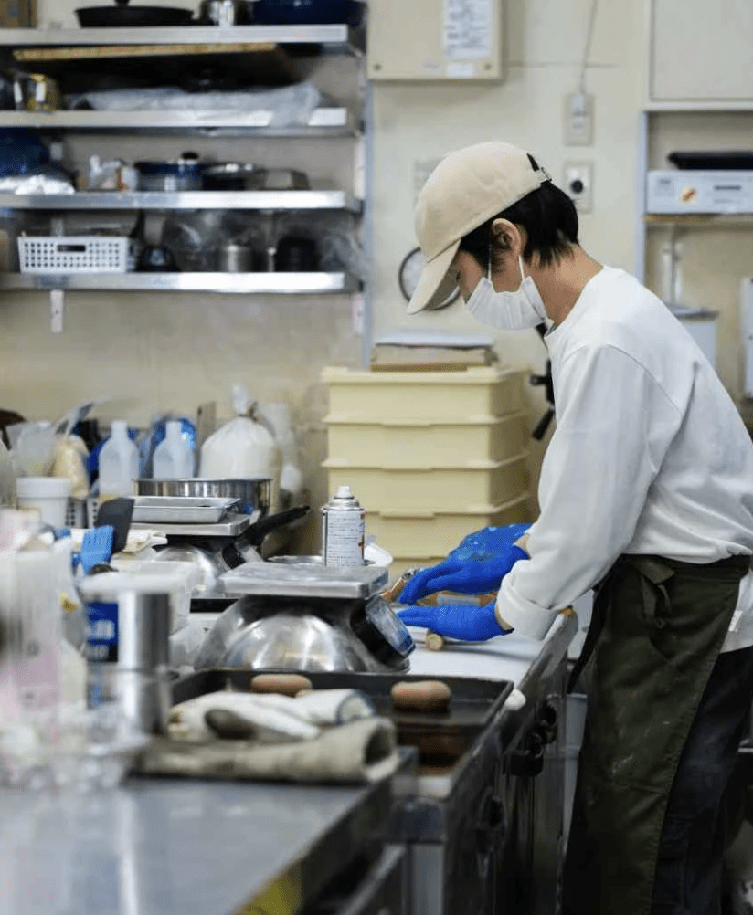 はるとつき店主の原野 拓也さん