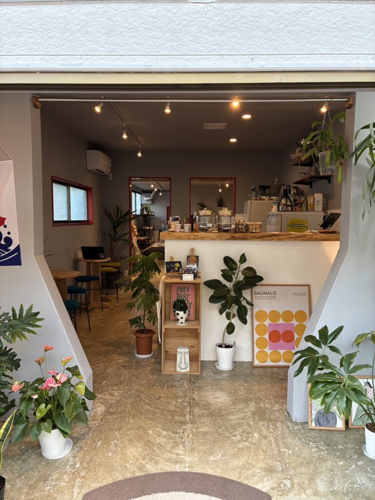 緑が綺麗なあかりすたんど