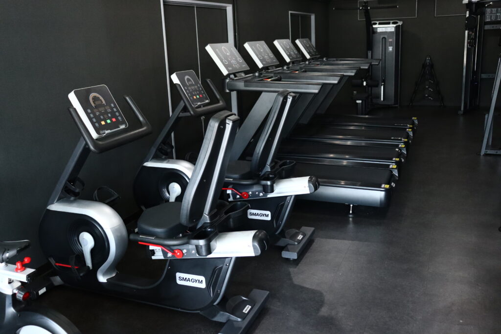 24時間スポーツジム【スマジム 南島原店】の有酸素エリア