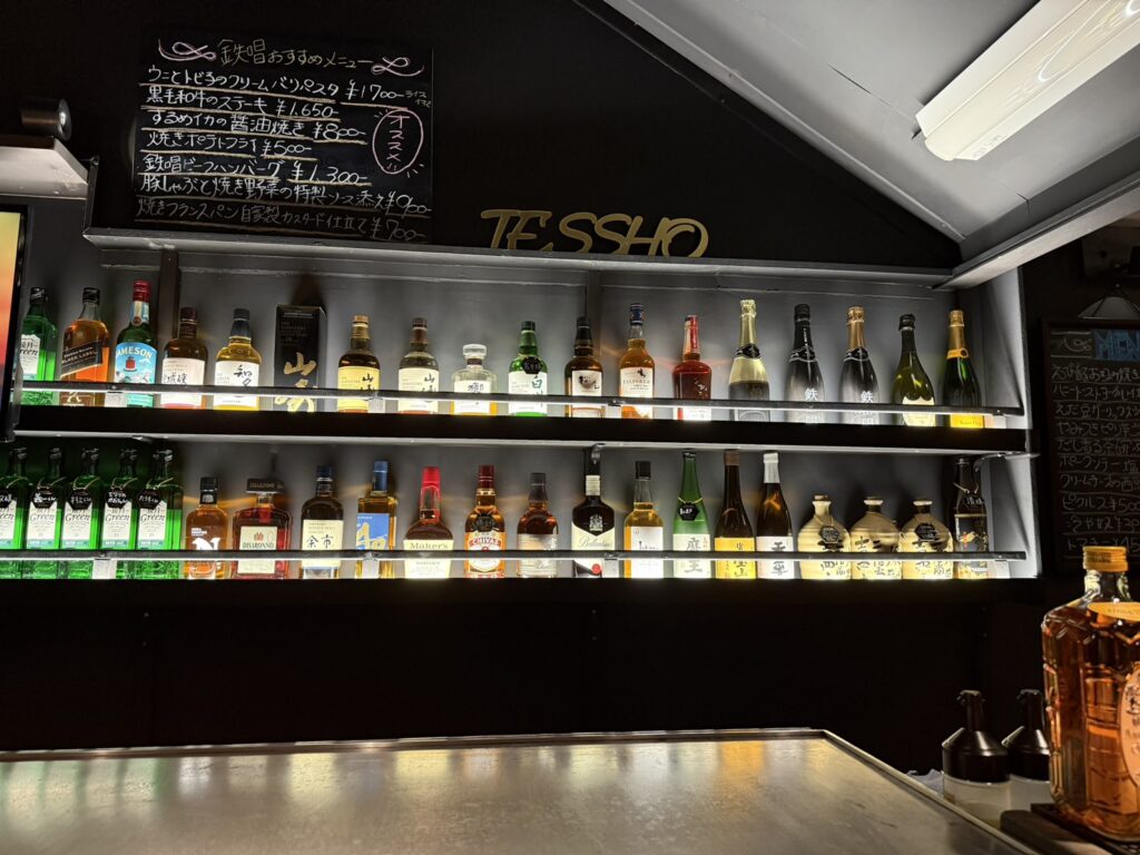お酒の種類が豊富な鉄唱