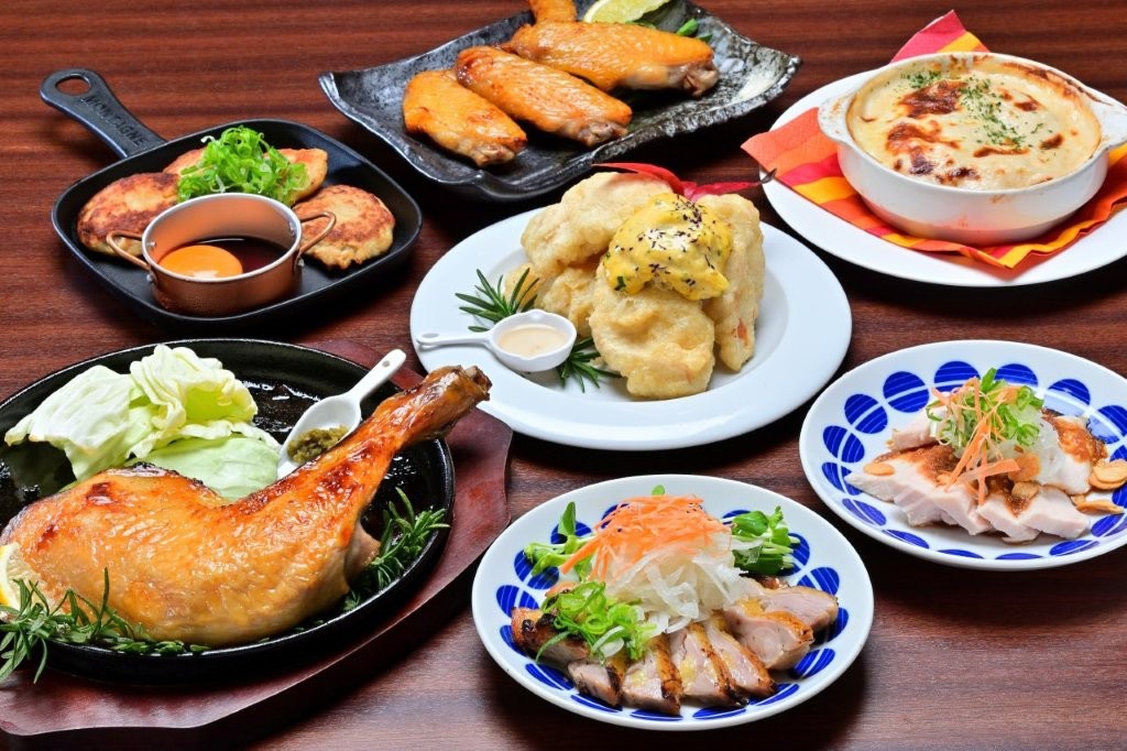 阿波尾鶏グルメを堪能できるダイニング